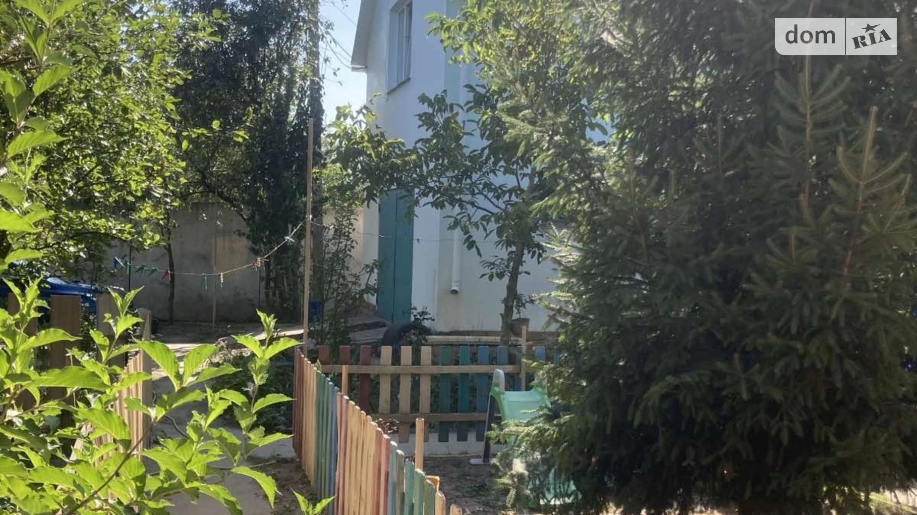 Продается дом на 2 этажа 256.5 кв. м с беседкой, цена: 108000 $ - фото 2