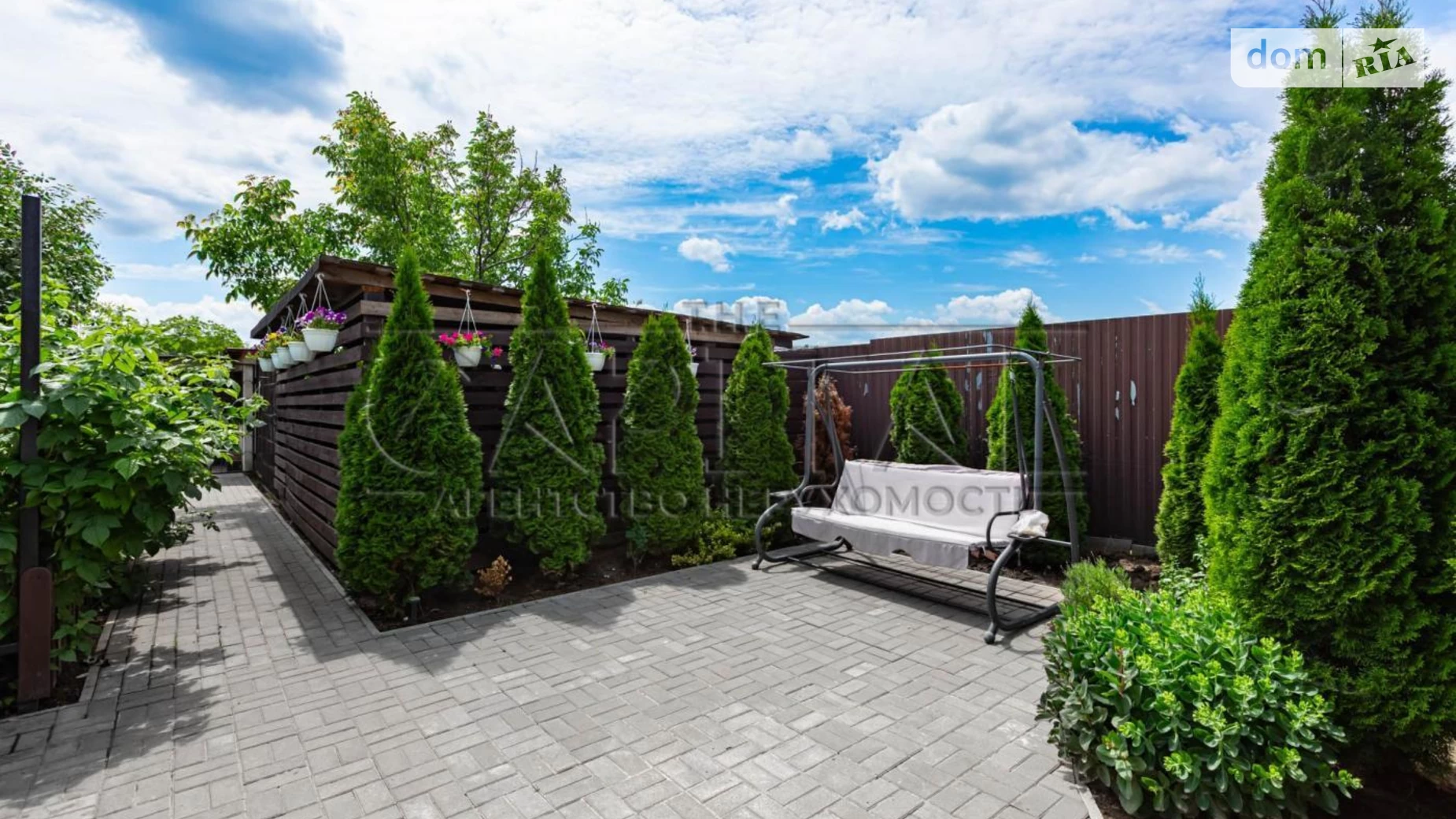 Продается дом на 2 этажа 330 кв. м с верандой, цена: 229990 $ - фото 4