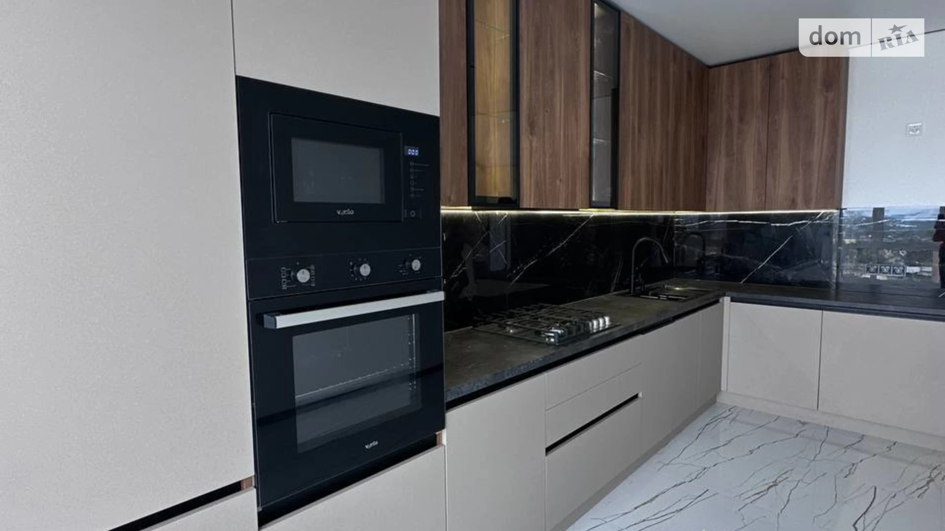 Продається 2-кімнатна квартира 66 кв. м у Івано-Франківську, вул. Височана Семена, 18 корпус 11 - фото 2