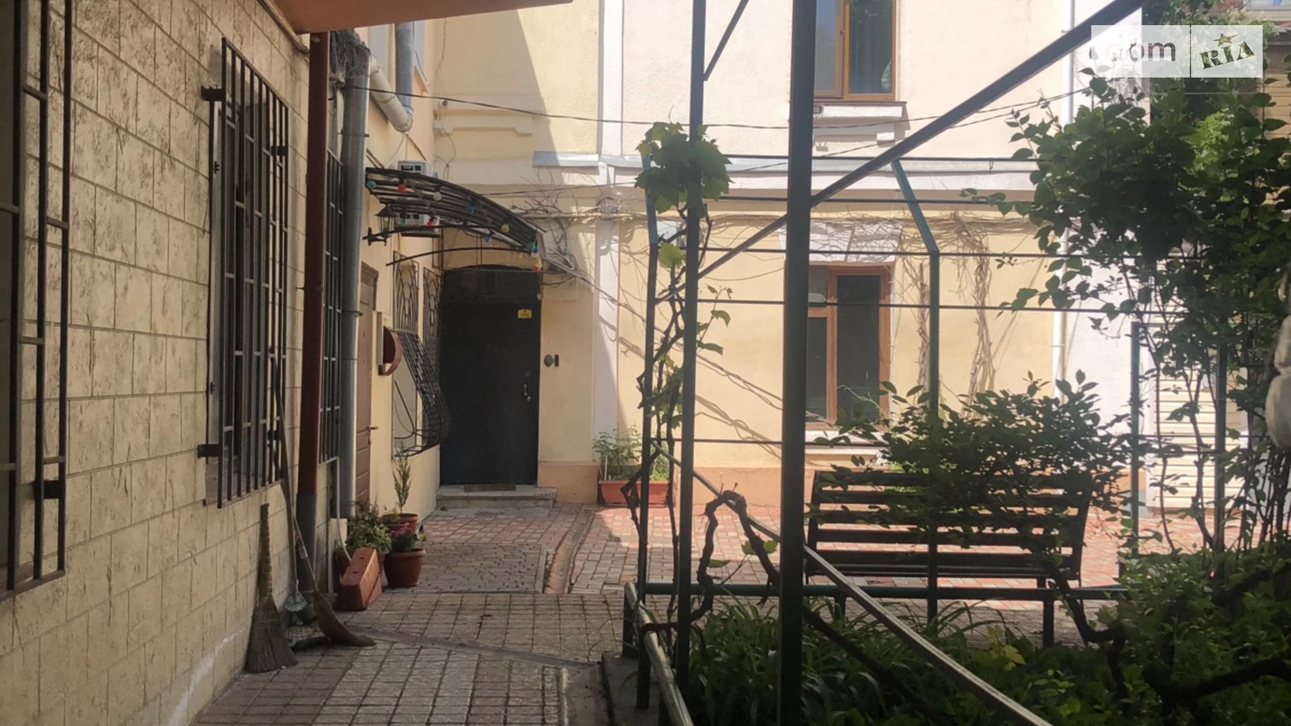 Продається 3-кімнатна квартира 138 кв. м у Одесі, вул. Ясна - фото 2