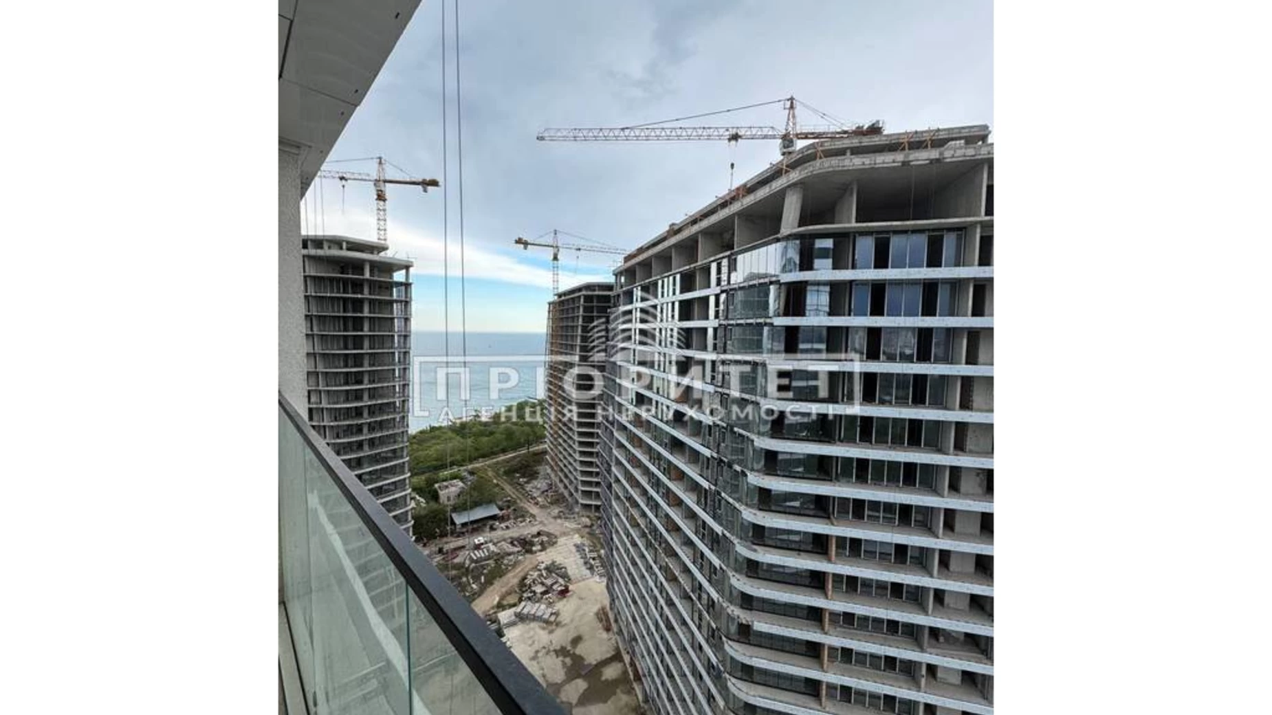 Продается 1-комнатная квартира 46 кв. м в Одессе, бул. Французский - фото 2