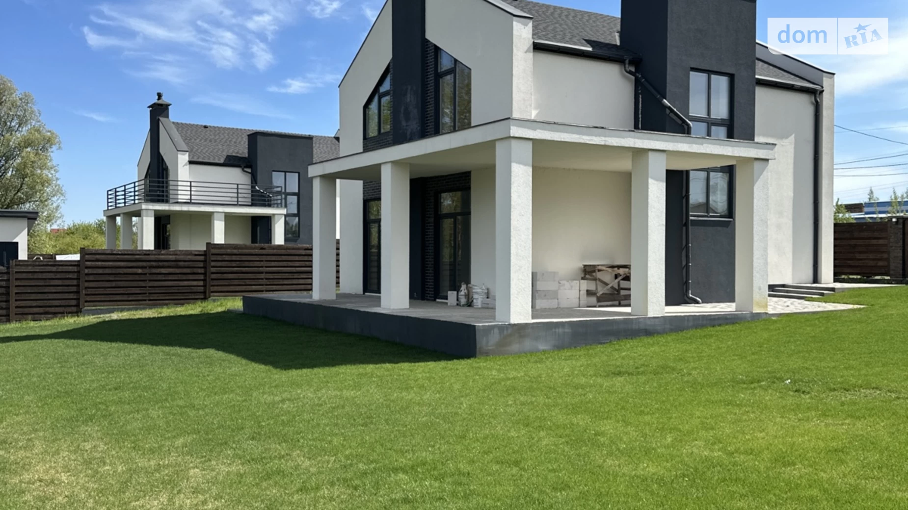 Продается дом на 2 этажа 177 кв. м с балконом, цена: 170000 $ - фото 2