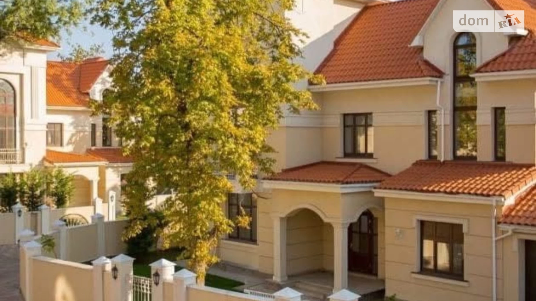 Продается дом на 3 этажа 444 кв. м с верандой, цена: 500000 $ - фото 3