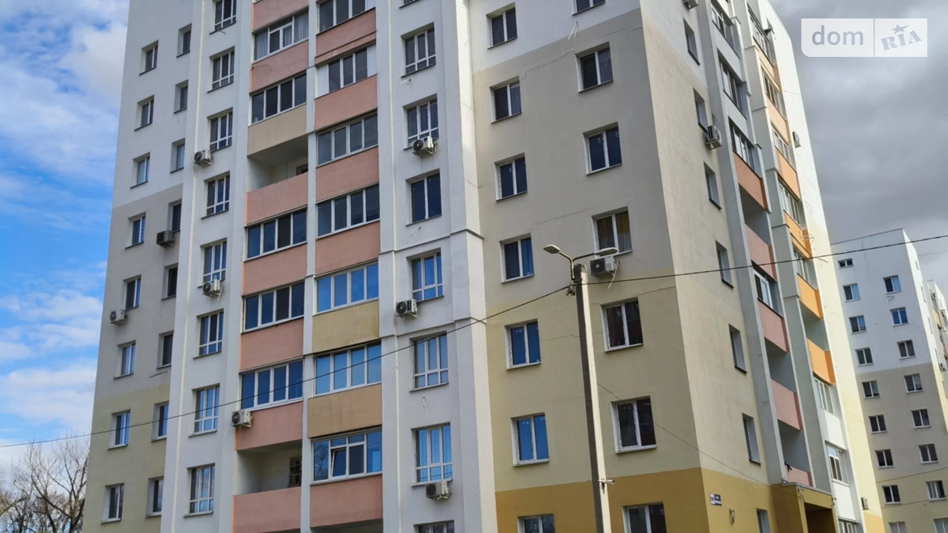 Продается 1-комнатная квартира 50 кв. м в Харькове, просп. Героев Харькова(Московский), 268В - фото 2