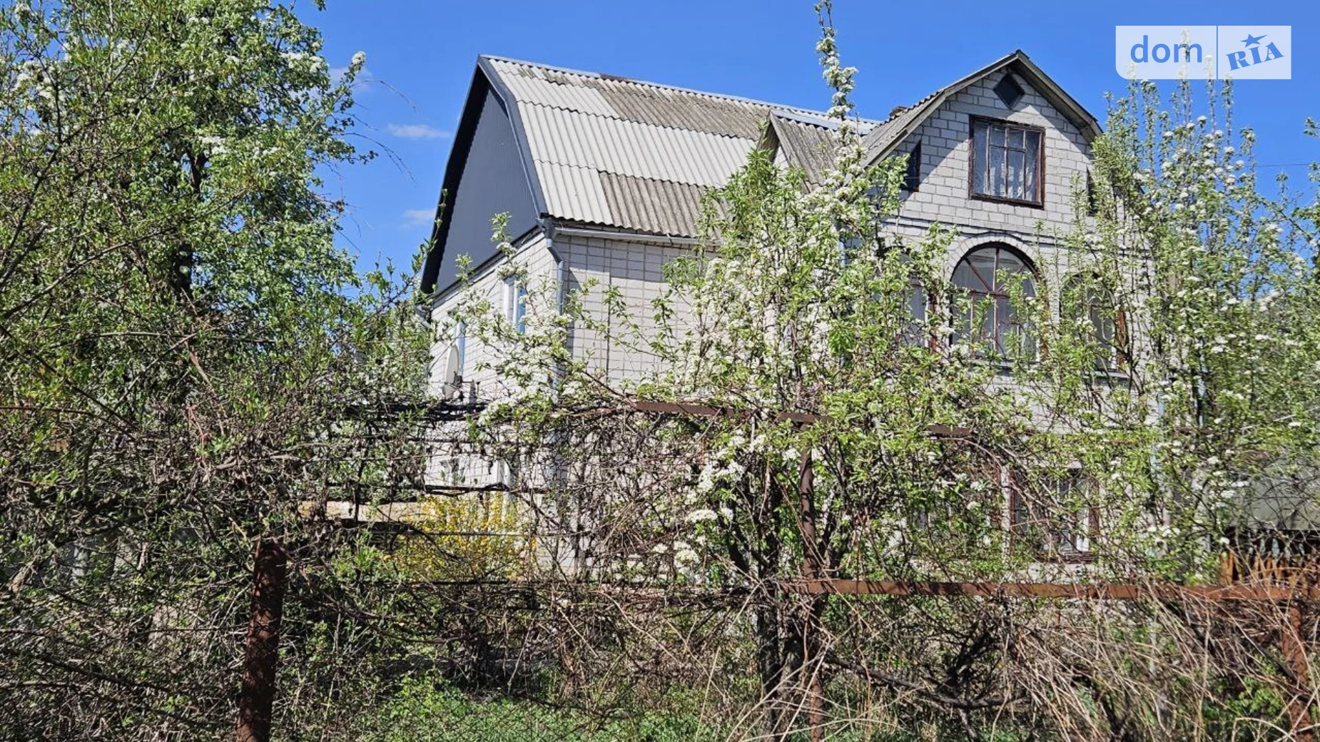 Продается дом на 2 этажа 120 кв. м с бассейном, цена: 65000 $ - фото 3