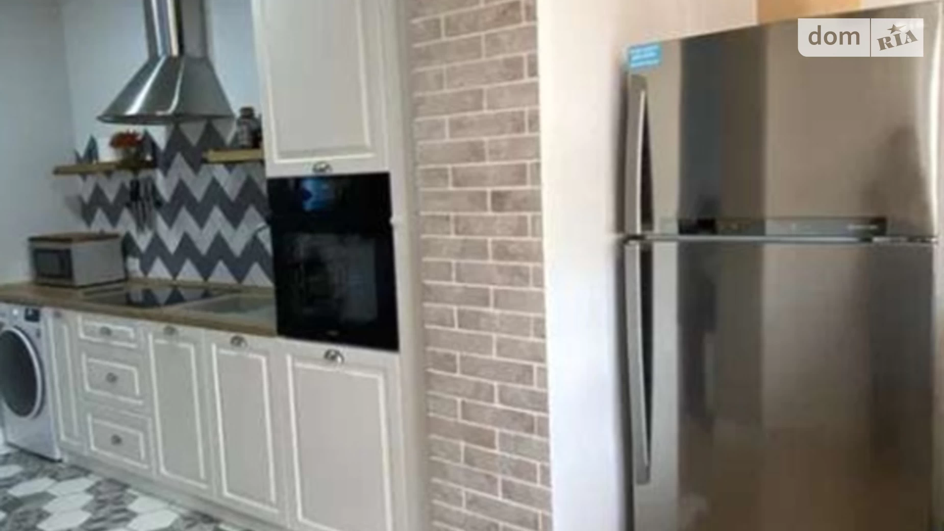 Продается 1-комнатная квартира 46 кв. м в Харькове, цена: 43000 $ - фото 2