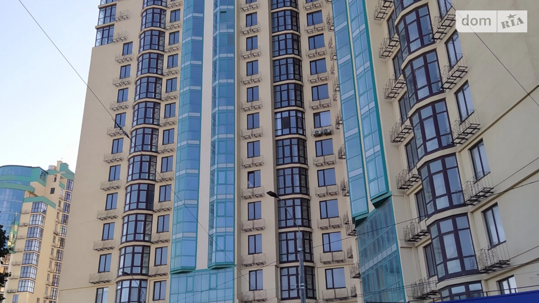 Продается 2-комнатная квартира 87.2 кв. м в Одессе, Фонтанская дор., 124 - фото 2