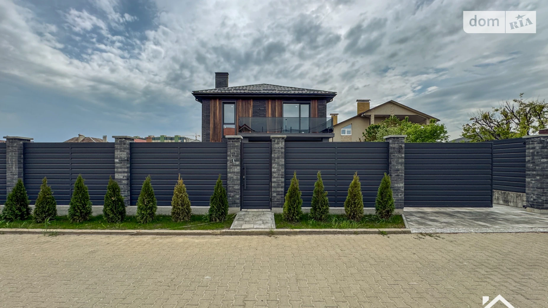 Продается дом на 2 этажа 201 кв. м с верандой, цена: 370000 $ - фото 3