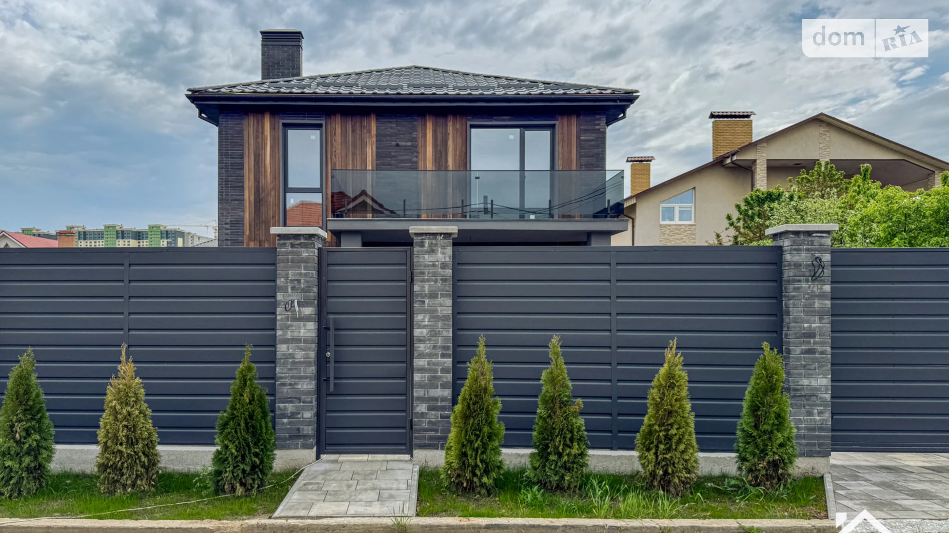 Продается дом на 2 этажа 201 кв. м с верандой, цена: 370000 $ - фото 4