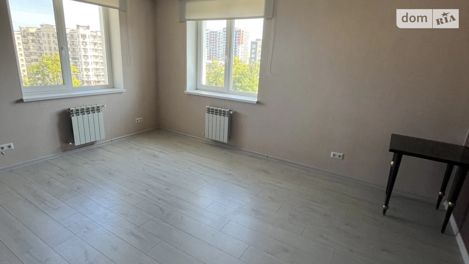 Продається 2-кімнатна квартира 56 кв. м у Ірпені, вул. Миколи Сингаївського(Новооскольська), 8Б - фото 2