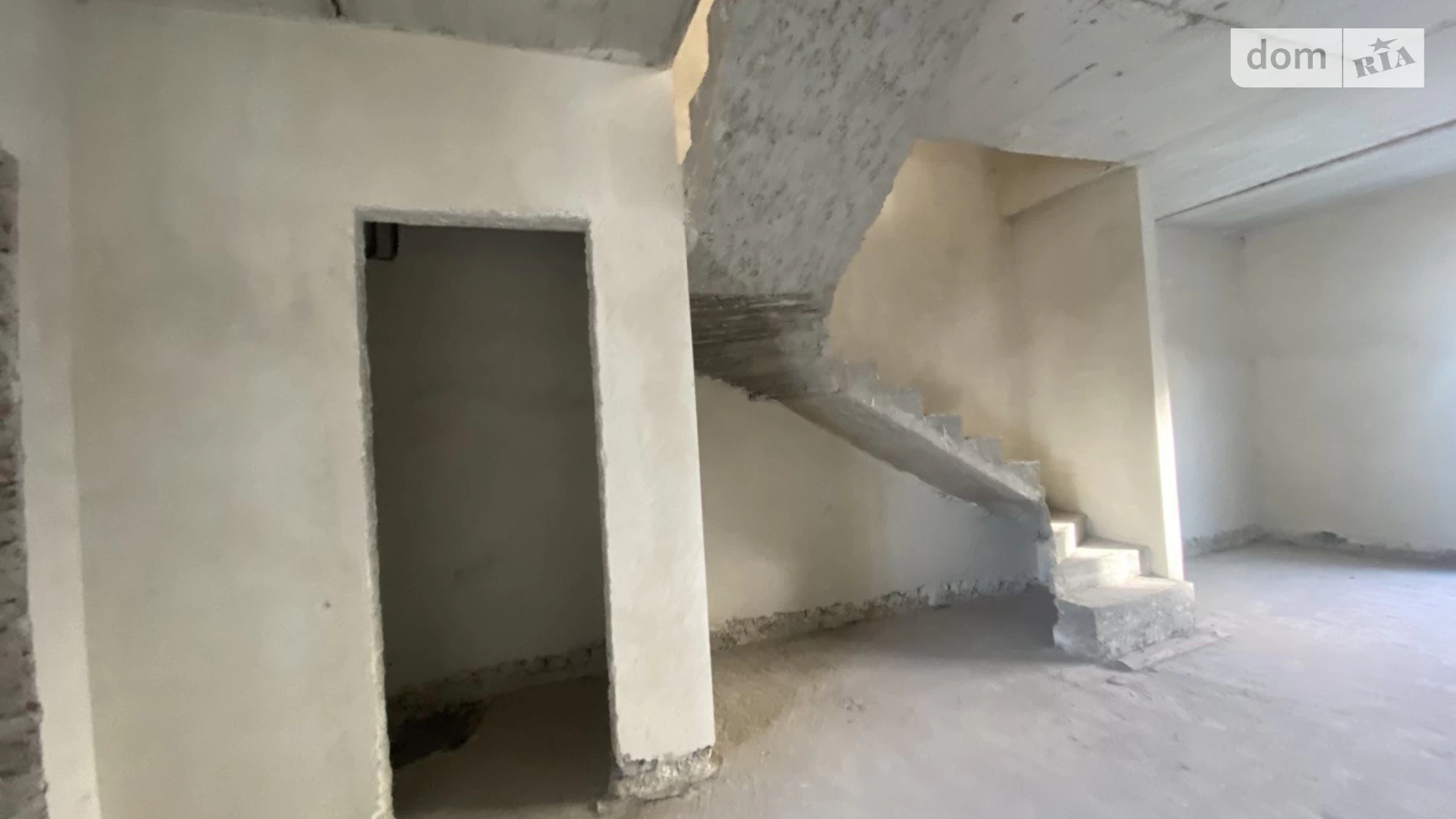 Продается дом на 2 этажа 121 кв. м с гаражом, цена: 85000 $ - фото 4
