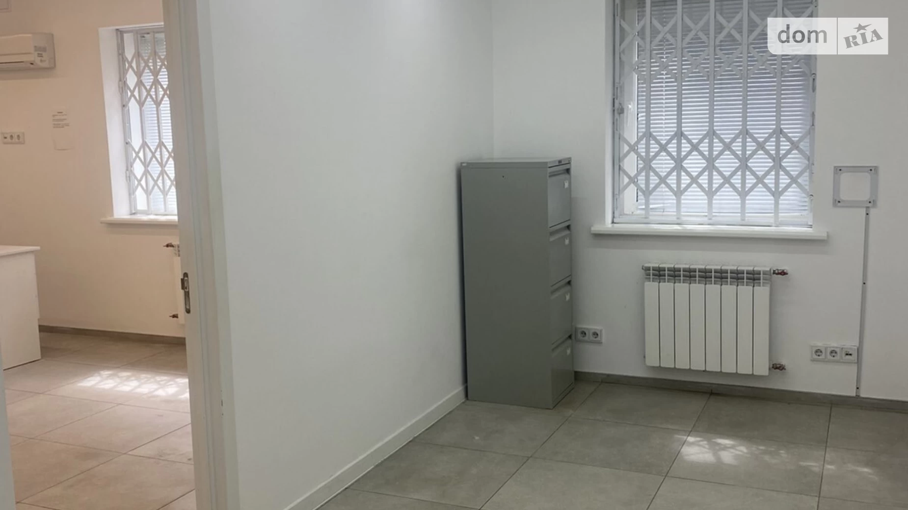 Сдается в аренду офис 49.3 кв. м в бизнес-центре, цена: 20000 грн - фото 4