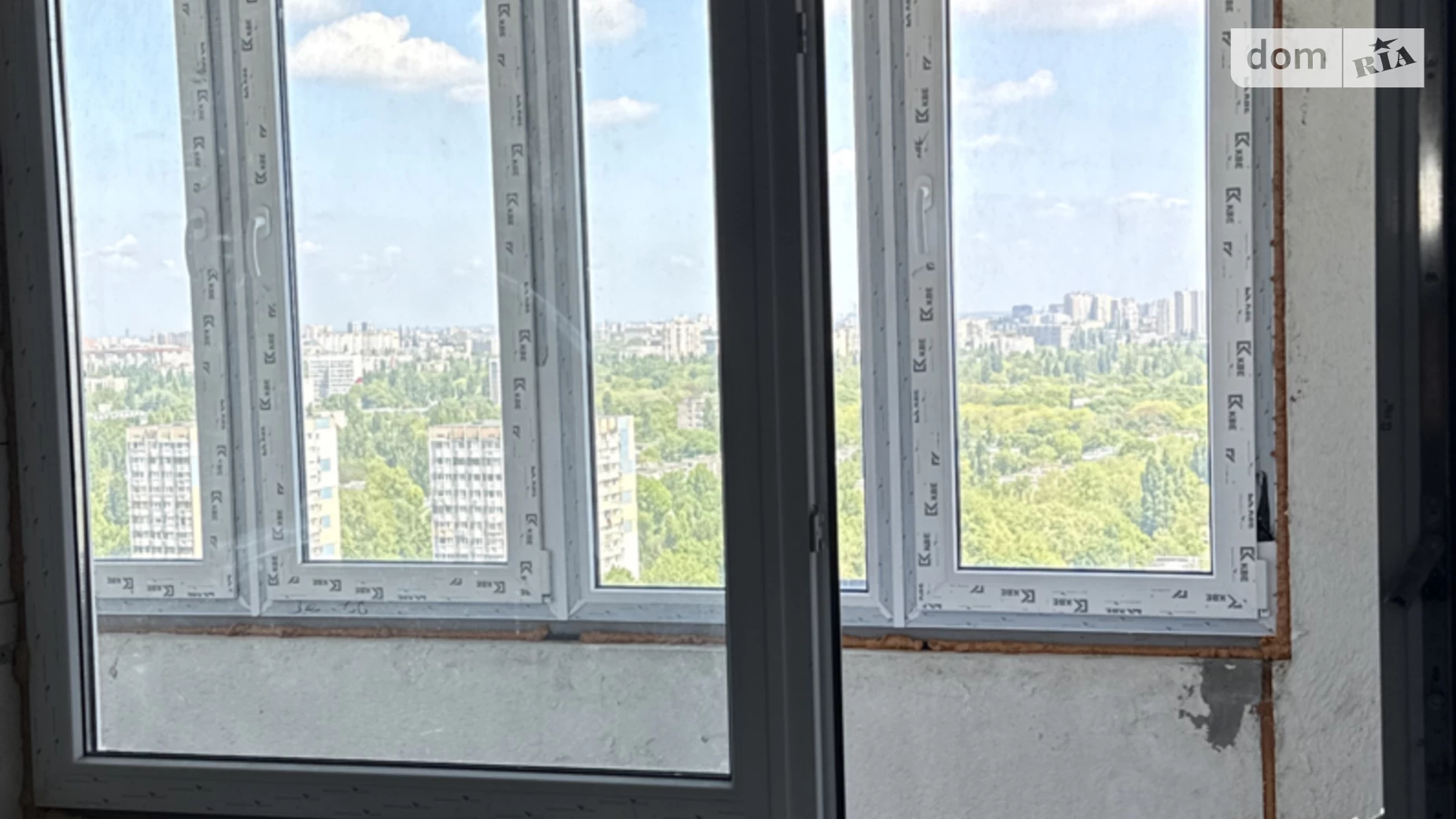 Продается 1-комнатная квартира 56 кв. м в Одессе, ул. Инглези, 2 - фото 2