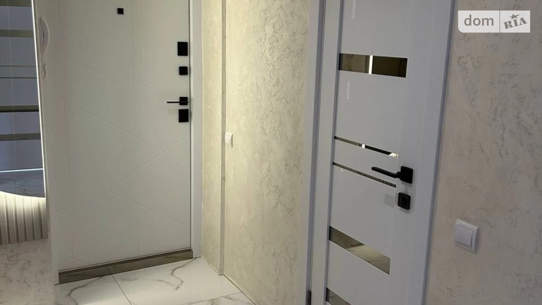 Продается 2-комнатная квартира 60 кв. м в, цена: 68000 $ - фото 5