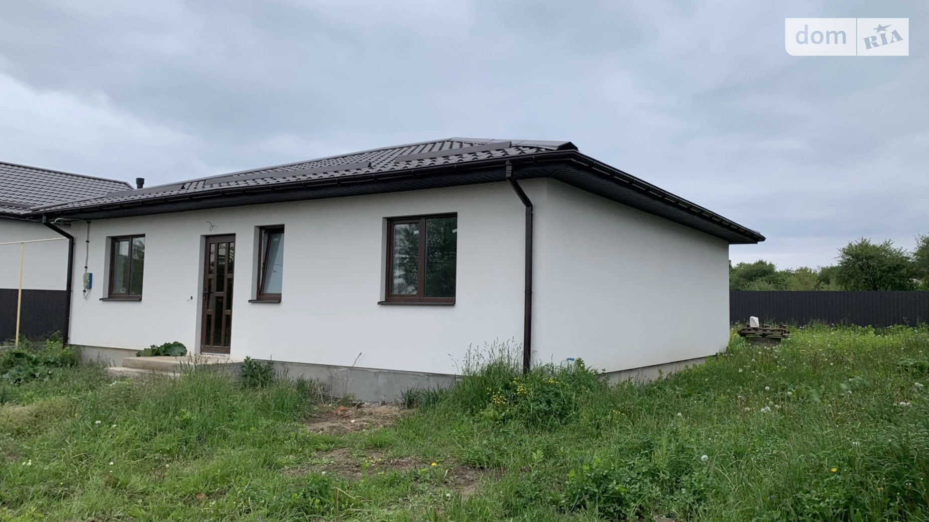 Продается одноэтажный дом 96 кв. м с бассейном, цена: 75000 $ - фото 3