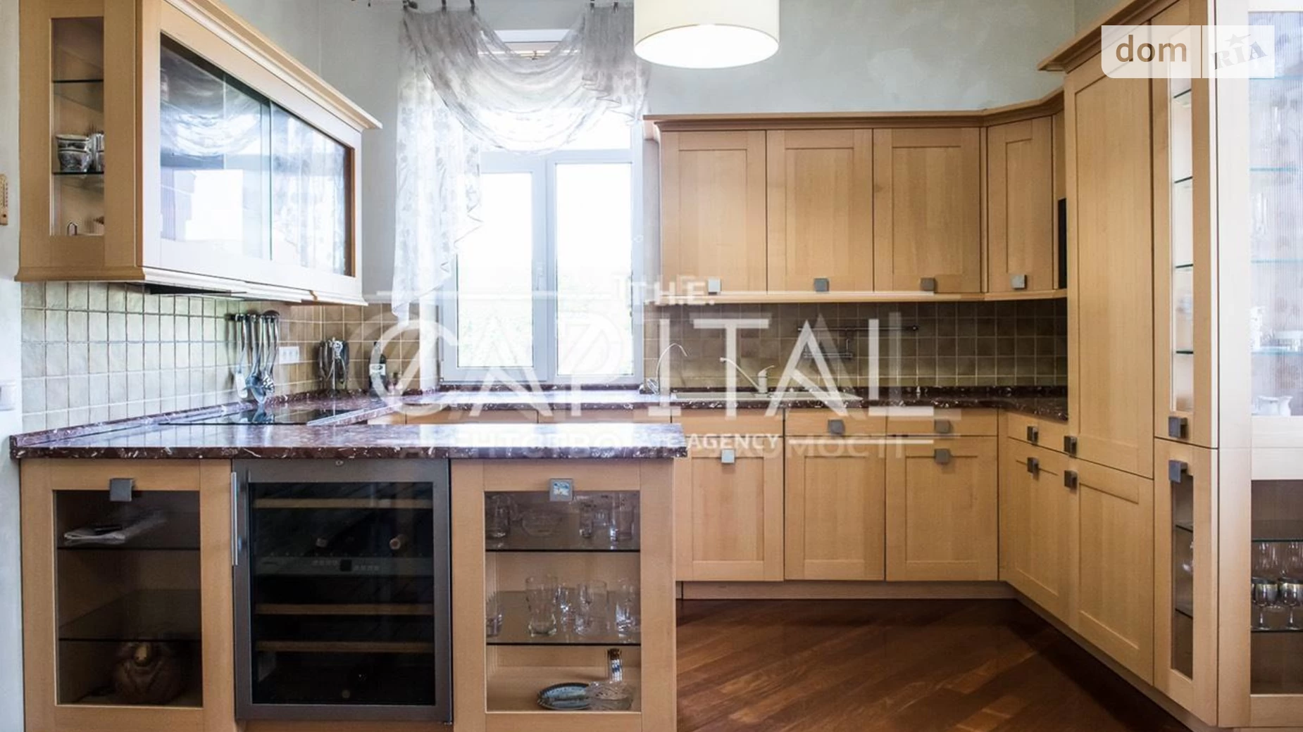 Сдается в аренду дом на 3 этажа 430 кв. м с камином, цена: 5500 $ - фото 5