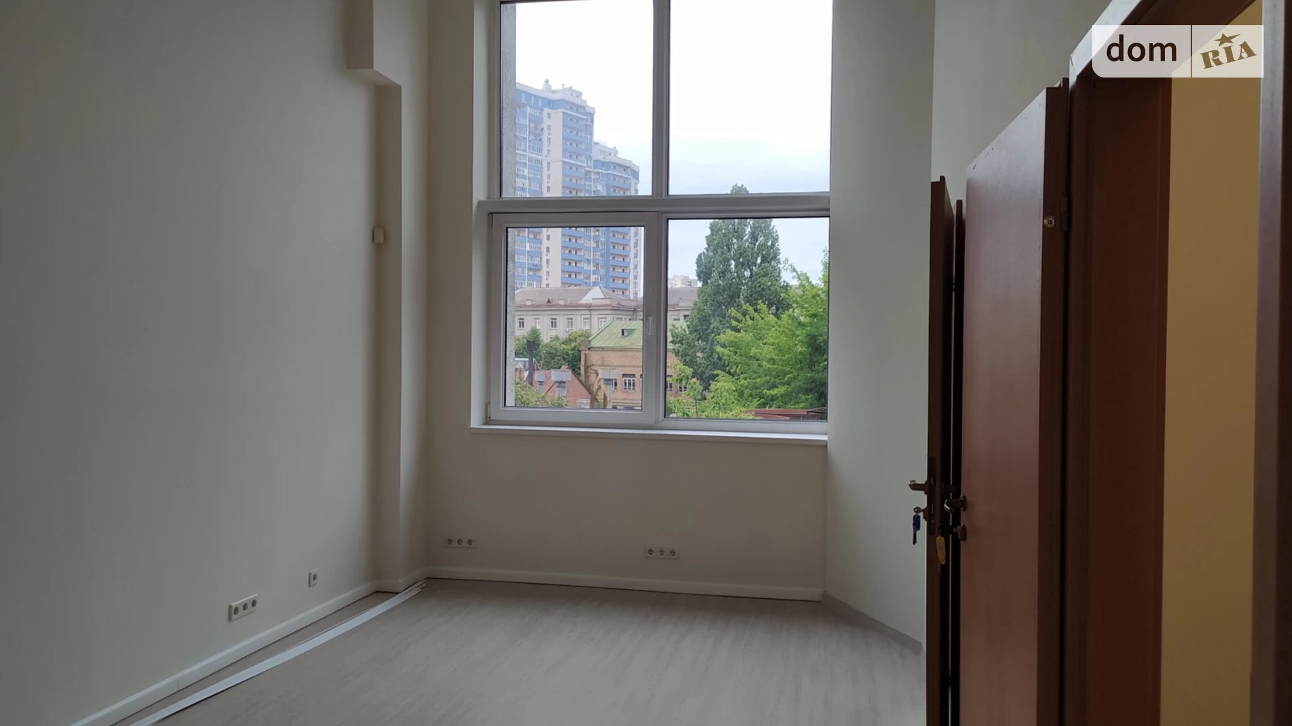 Здається в оренду офіс 38 кв. м в бізнес-центрі, цена: 570 $ - фото 2