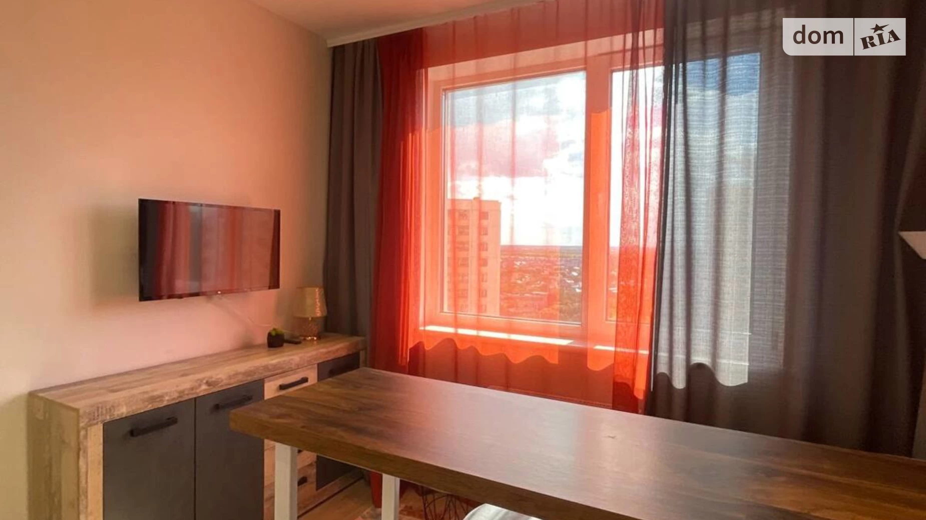 Продается 1-комнатная квартира 41.2 кв. м в Лиманке, цена: 48500 $ - фото 2