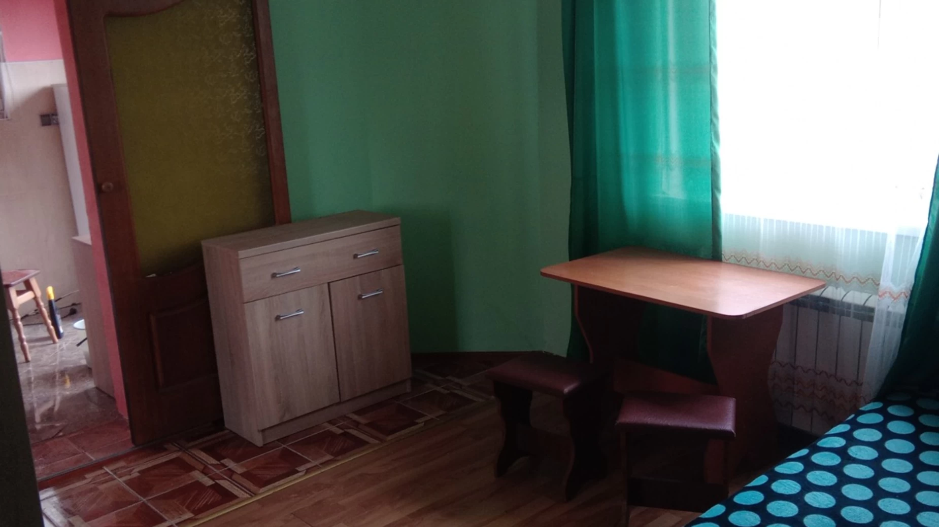 Сдается в оренду частина будинку 36 кв. м з бесідкою, цена: 9000 грн - фото 4