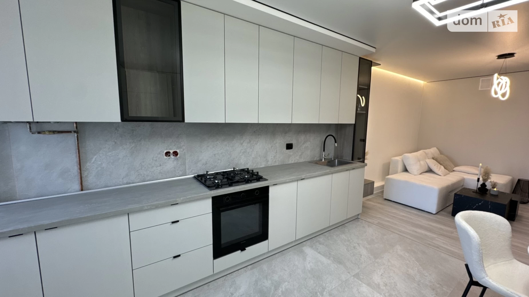 3-комнатная квартира 70 кв. м в Тернополе, ул. Киевская, 9Д - фото 3