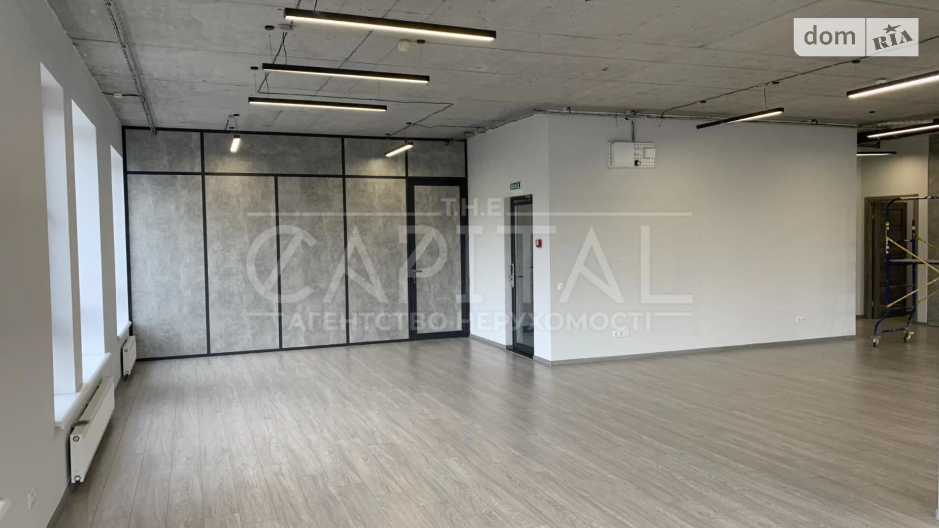 Продается офис 2700 кв. м в бизнес-центре, цена: 4500000 $ - фото 3