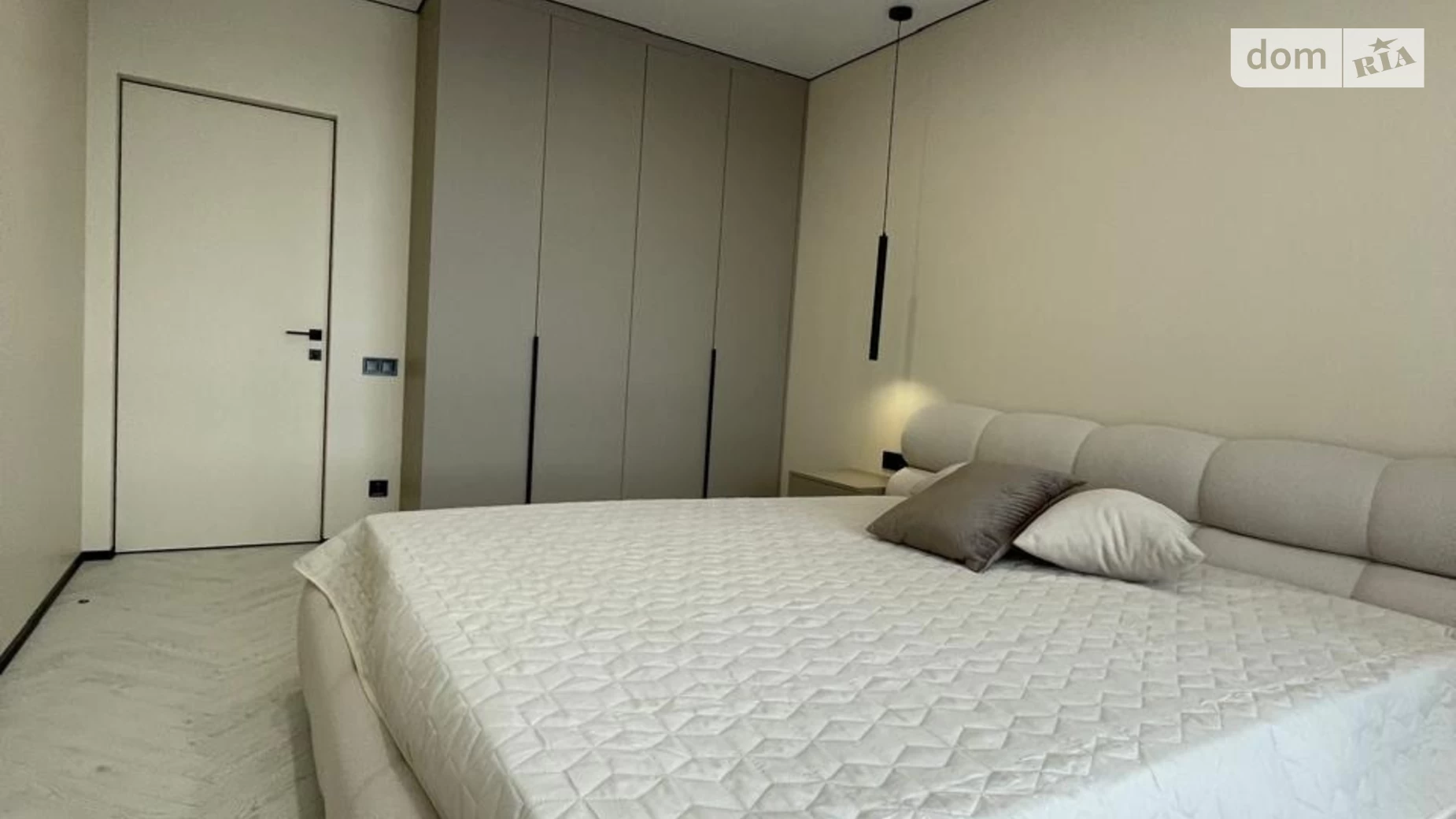 Продается 2-комнатная квартира 47 кв. м в Киеве, наб. Днепровская, 15Д - фото 2