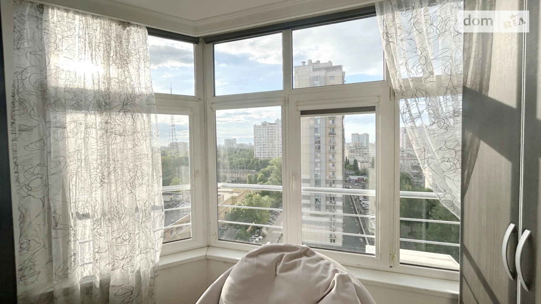 Продається 2-кімнатна квартира 119 кв. м у Одесі, вул. Добровольців(Маршала Говорова), 10Б - фото 2