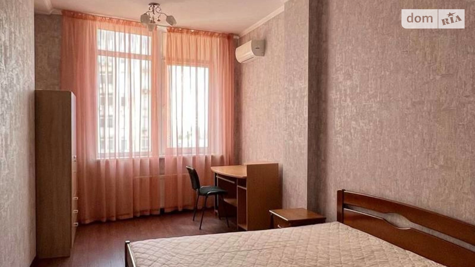 Продається 2-кімнатна квартира 78 кв. м у Одесі, бул. Французький, 22 корпус 2 - фото 2