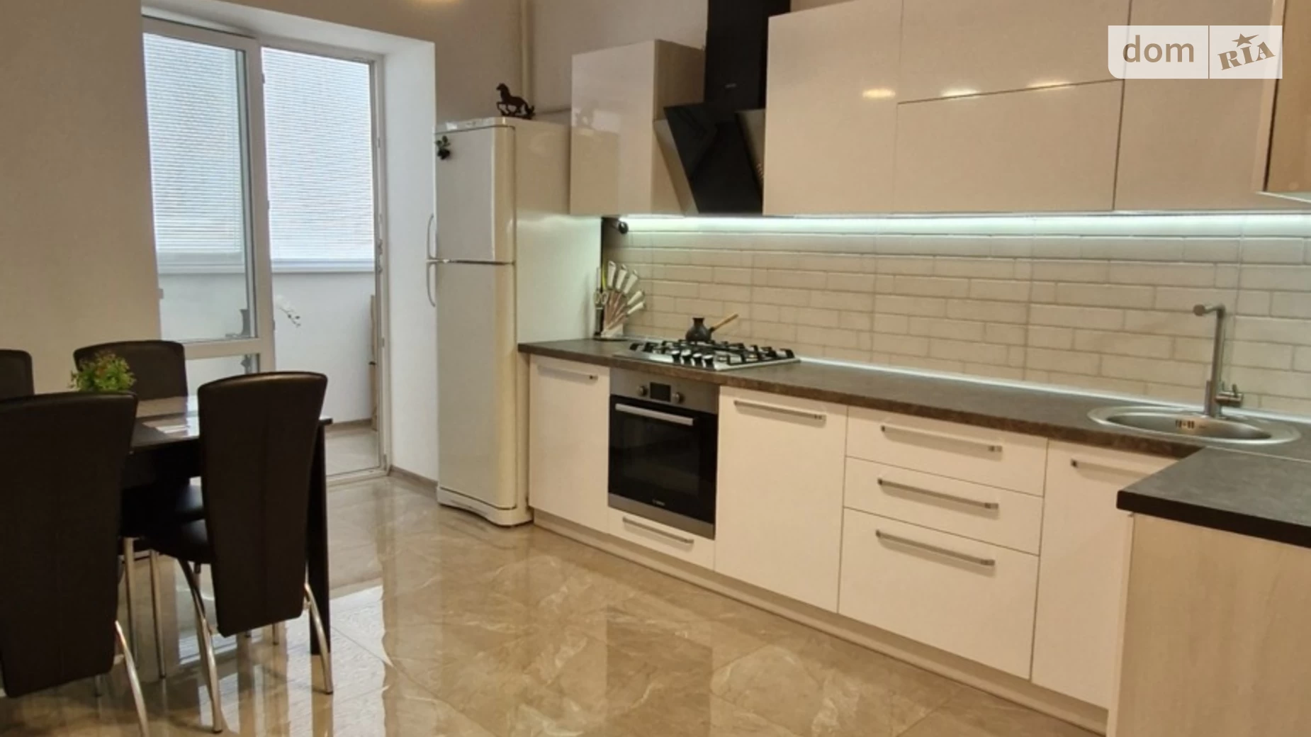Продається 3-кімнатна квартира 73 кв. м у Миколаєві, вул. Архітектора Старова, 2/6 корпус 4 - фото 2