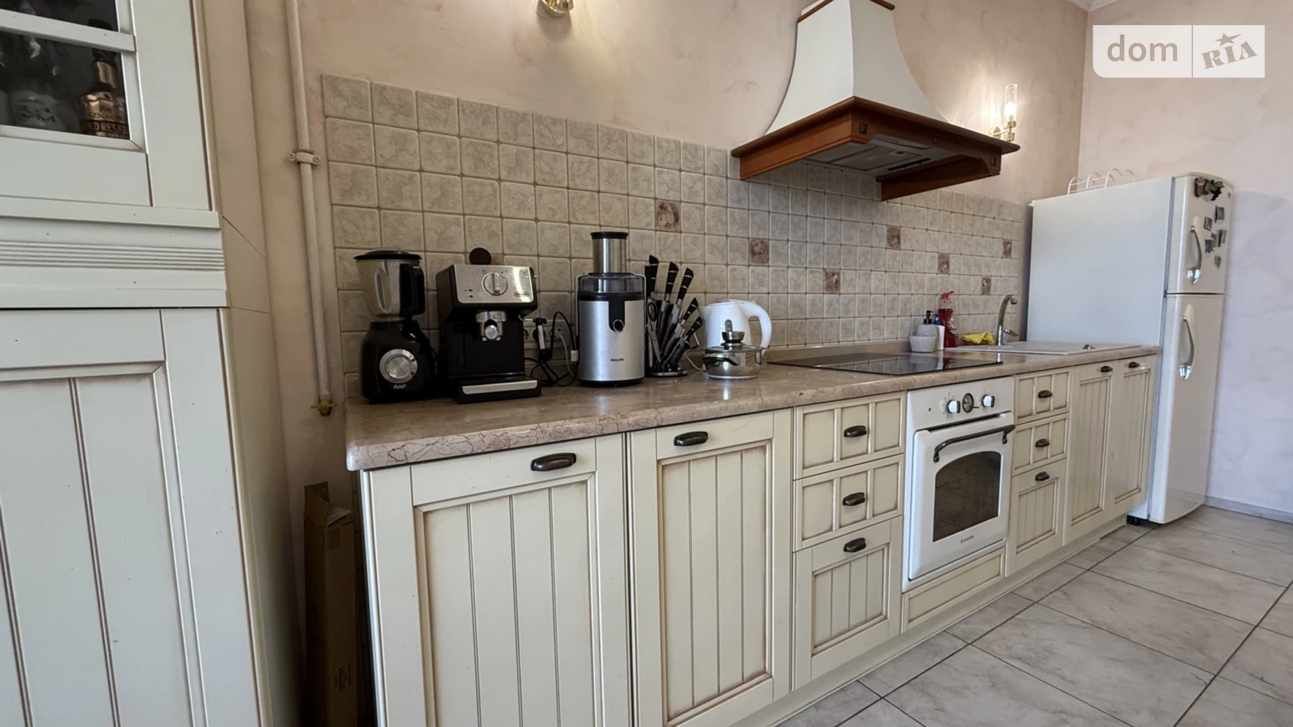 Продается 2-комнатная квартира 102 кв. м в Одессе, Фонтанская дор., 123 - фото 3