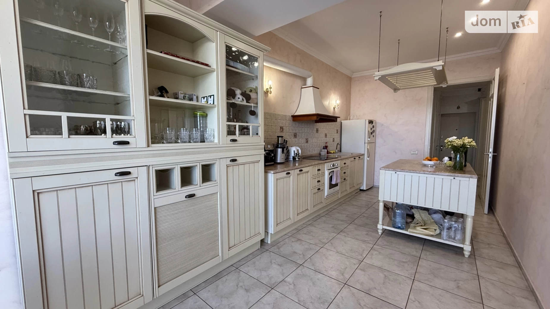 Продается 2-комнатная квартира 102 кв. м в Одессе, Фонтанская дор., 123 - фото 4