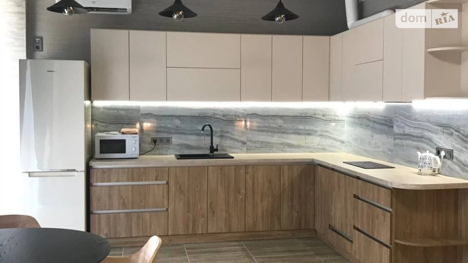 Продается 1-комнатная квартира 43 кв. м в, цена: 65000 $ - фото 4