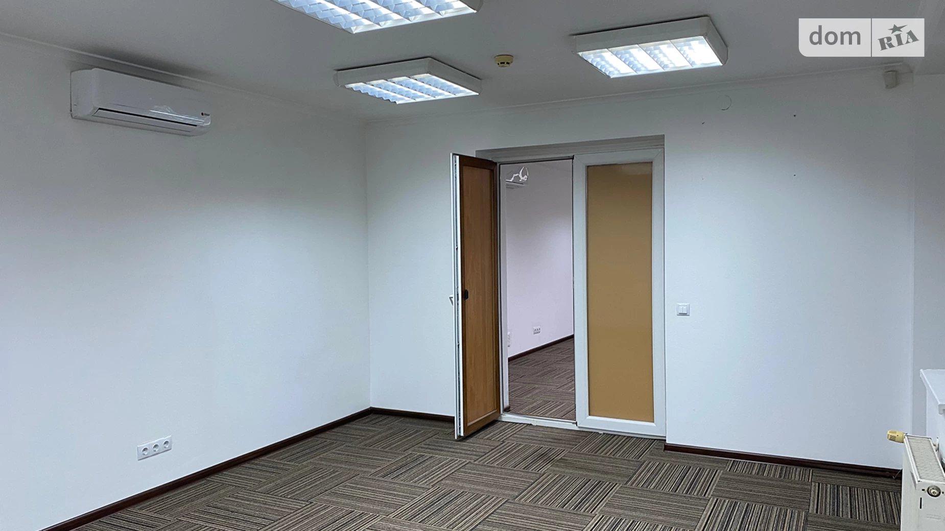 Сдается в аренду офис 89.33 кв. м в бизнес-центре, цена: 1767 $ - фото 4