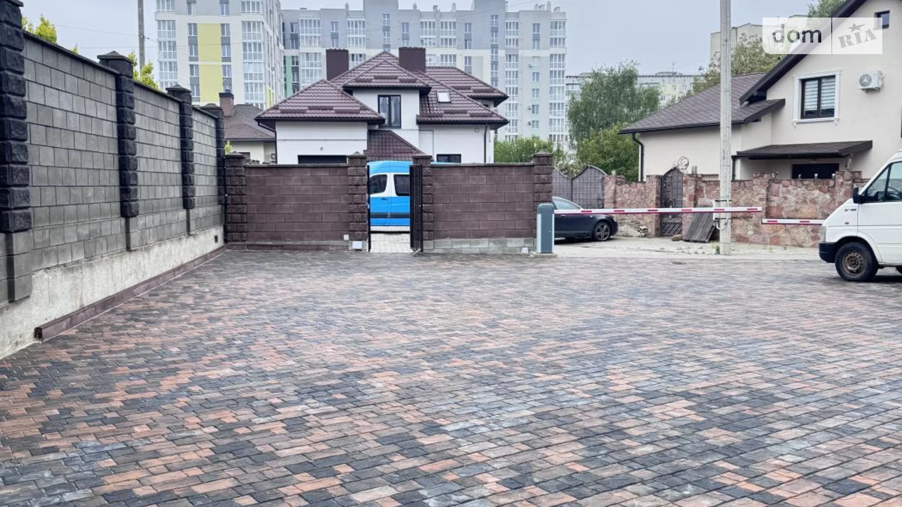 Продается 2-комнатная квартира 59.5 кв. м в Ровно, ул. Квашенко - фото 2