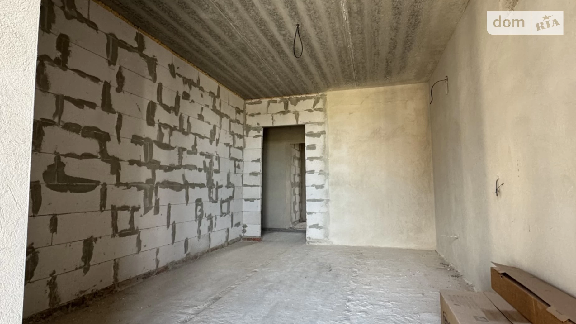 3-кімнатна квартира 95 кв. м у Луцьку, вул. Рівненська, 25 - фото 4