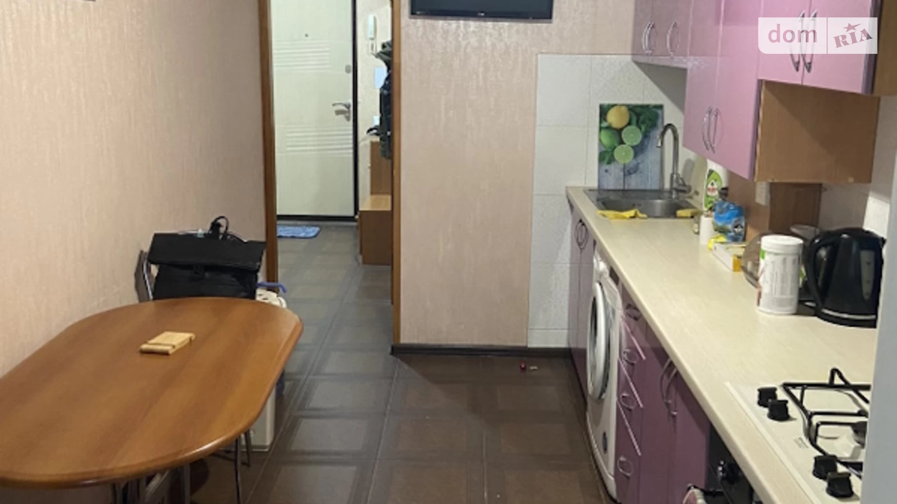 Продается 1-комнатная квартира 42 кв. м в Киеве - фото 3