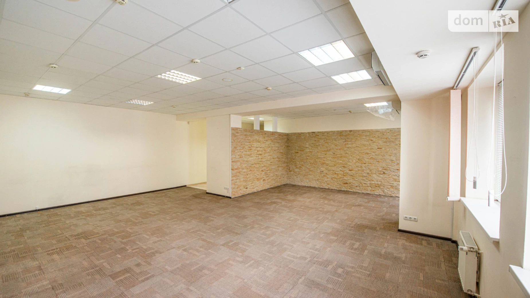 Сдается в аренду офис 107.49 кв. м в бизнес-центре, цена: 2183 $ - фото 3