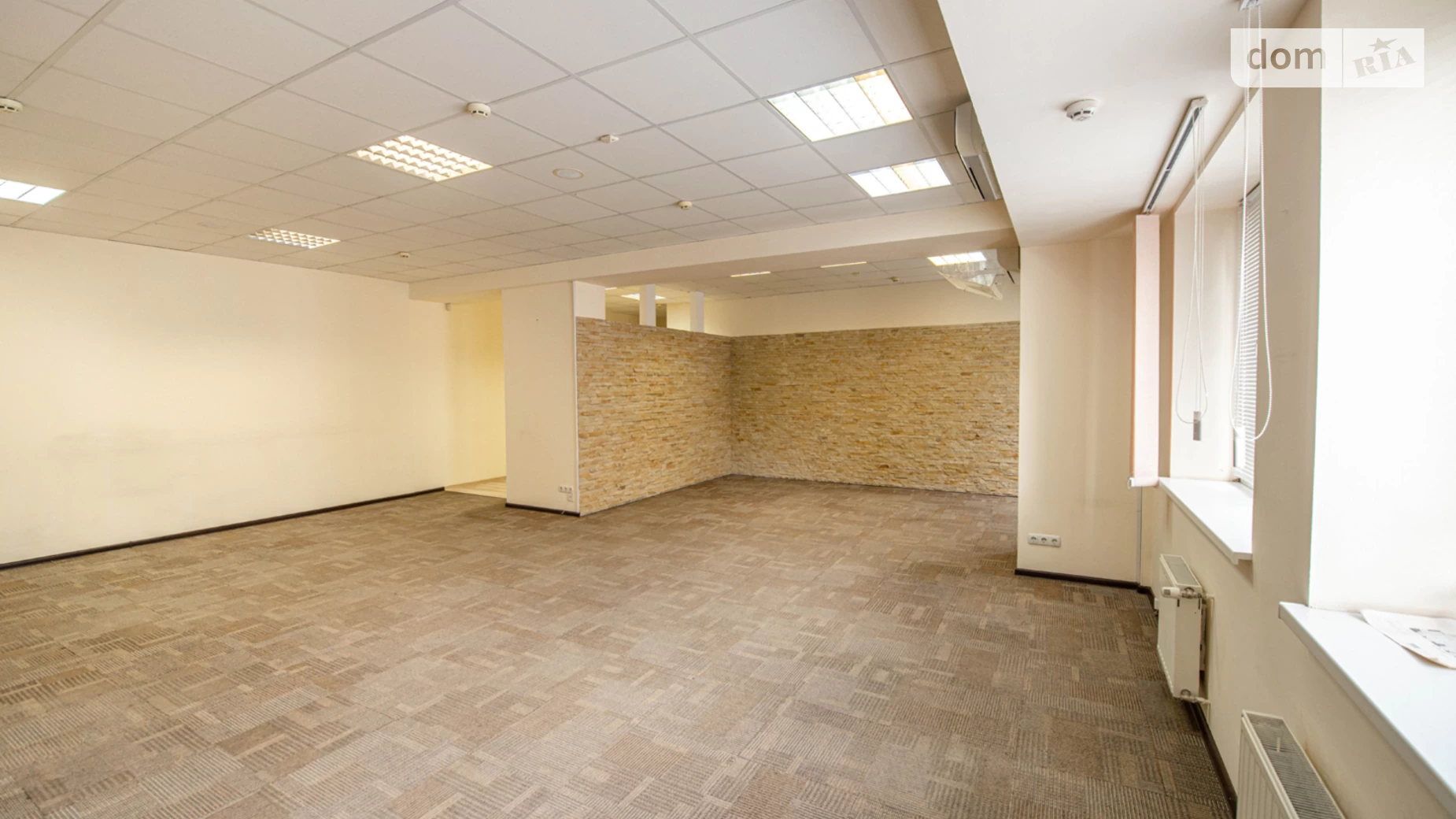 Сдается в аренду офис 107.49 кв. м в бизнес-центре, цена: 2183 $ - фото 4