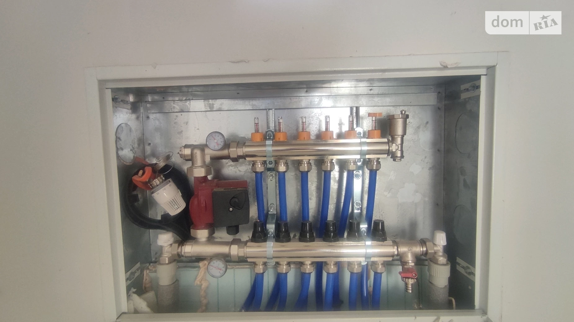 Продается дом на 2 этажа 125 кв. м с камином, цена: 129900 $ - фото 3
