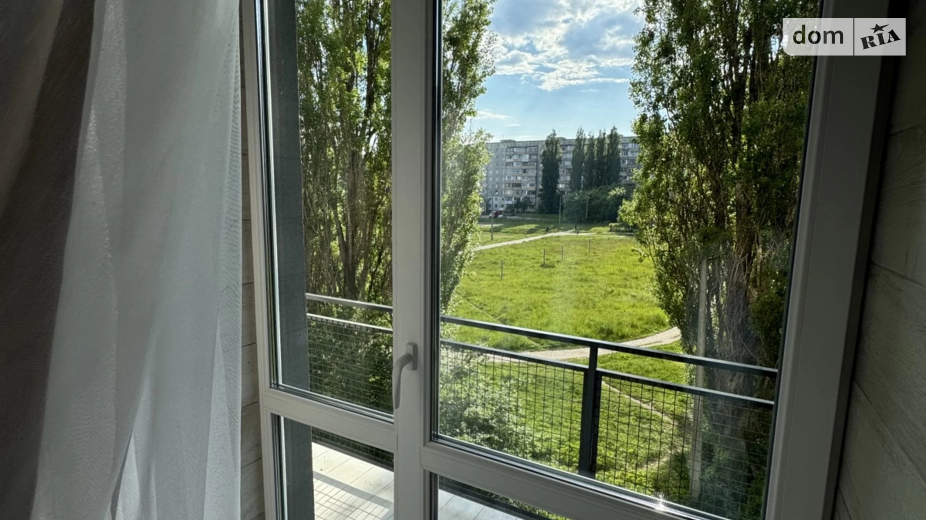 Продается 1-комнатная квартира 39 кв. м в Ровно, ул. Соборная, 285Д - фото 4
