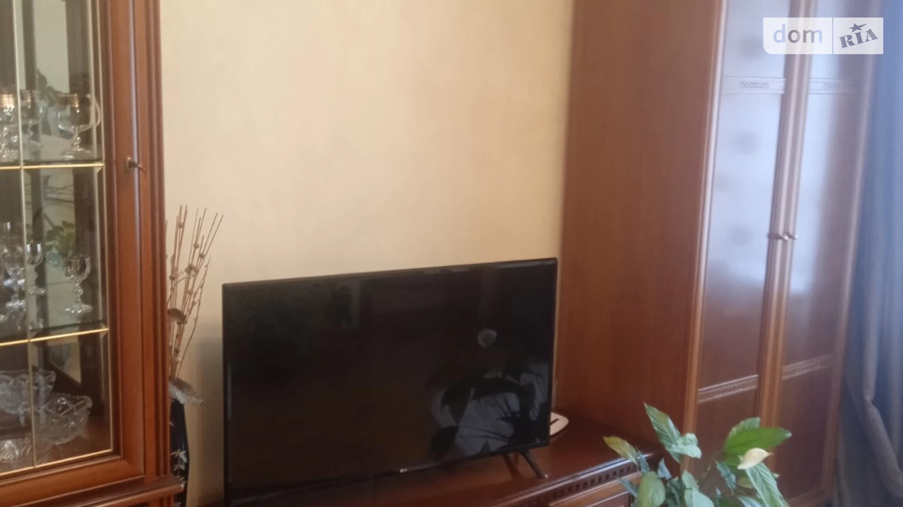 1-комнатная квартира 41 кв. м в Тернополе, ул. Карпенко - фото 2