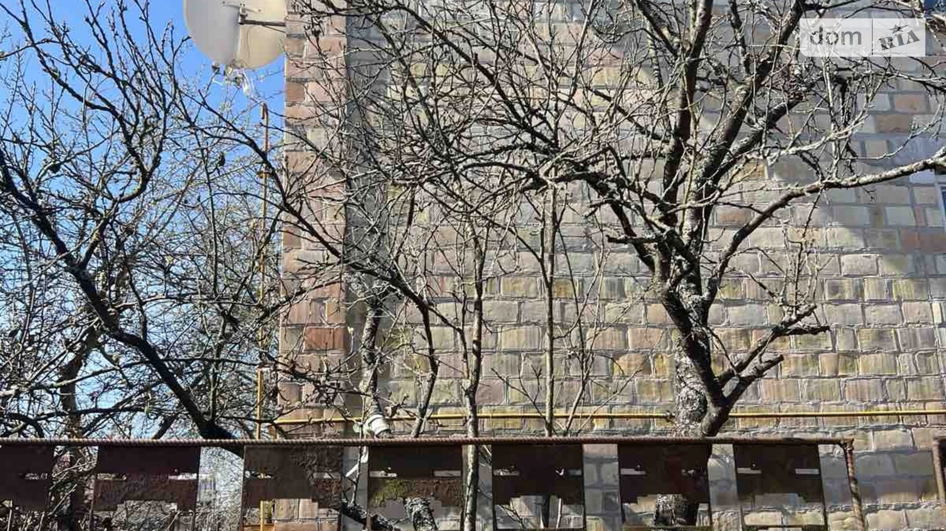 Продается дом на 3 этажа 90 кв. м с балконом, цена: 23000 $ - фото 2