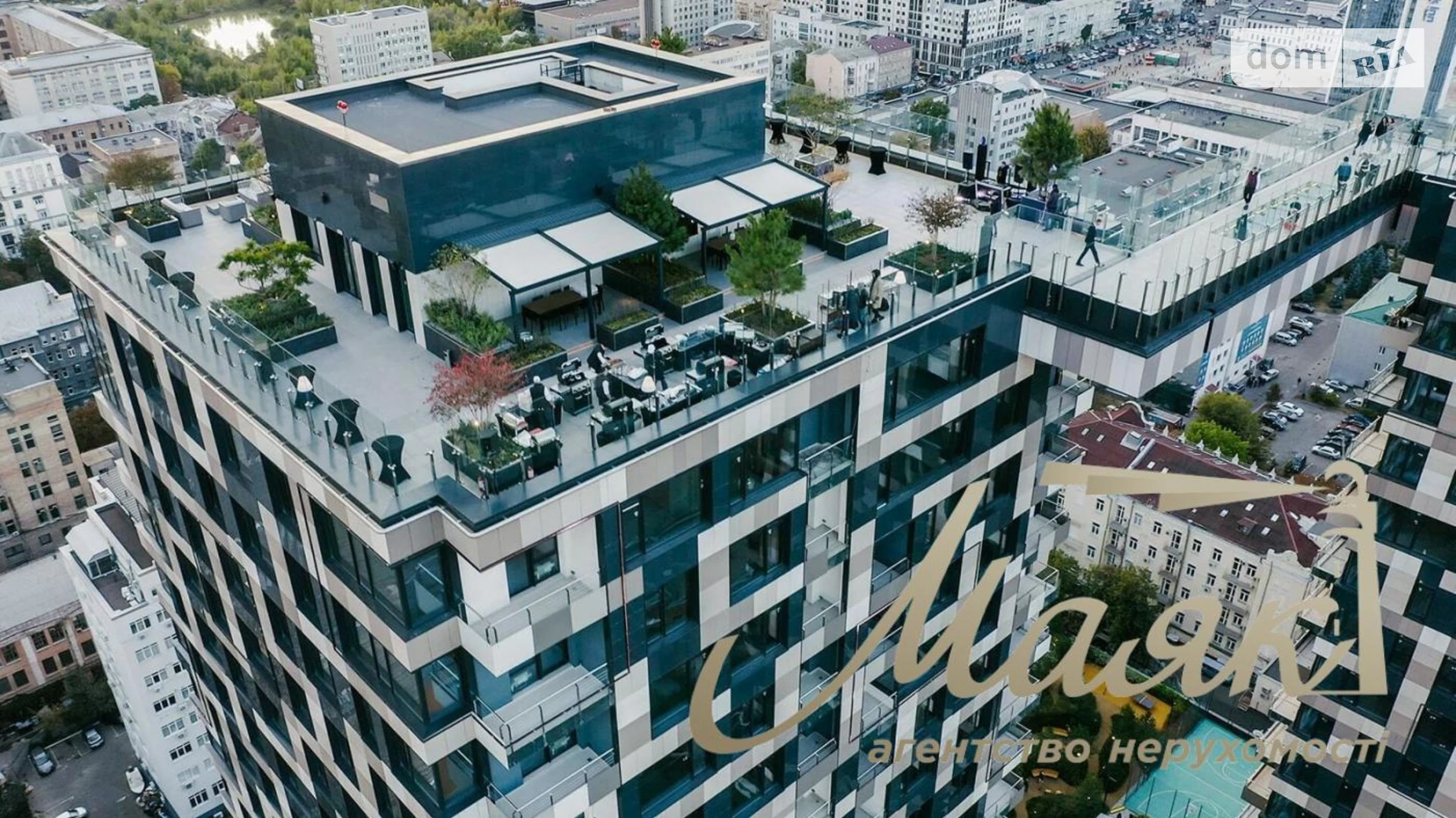 Продается 1-комнатная квартира 52 кв. м в Киеве, ул. Ивана Федорова, 2А - фото 2