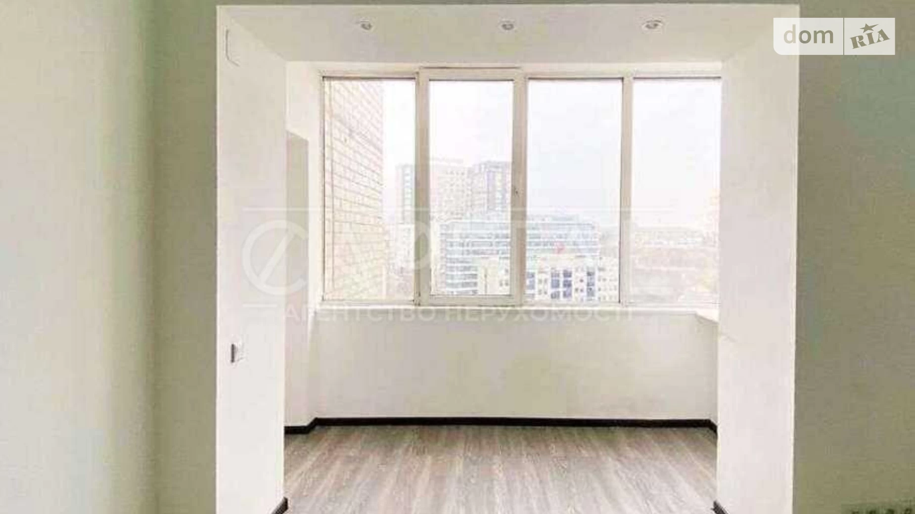 Продается 3-комнатная квартира 100 кв. м в Киеве, ул. Старонаводницкая, 8 - фото 3