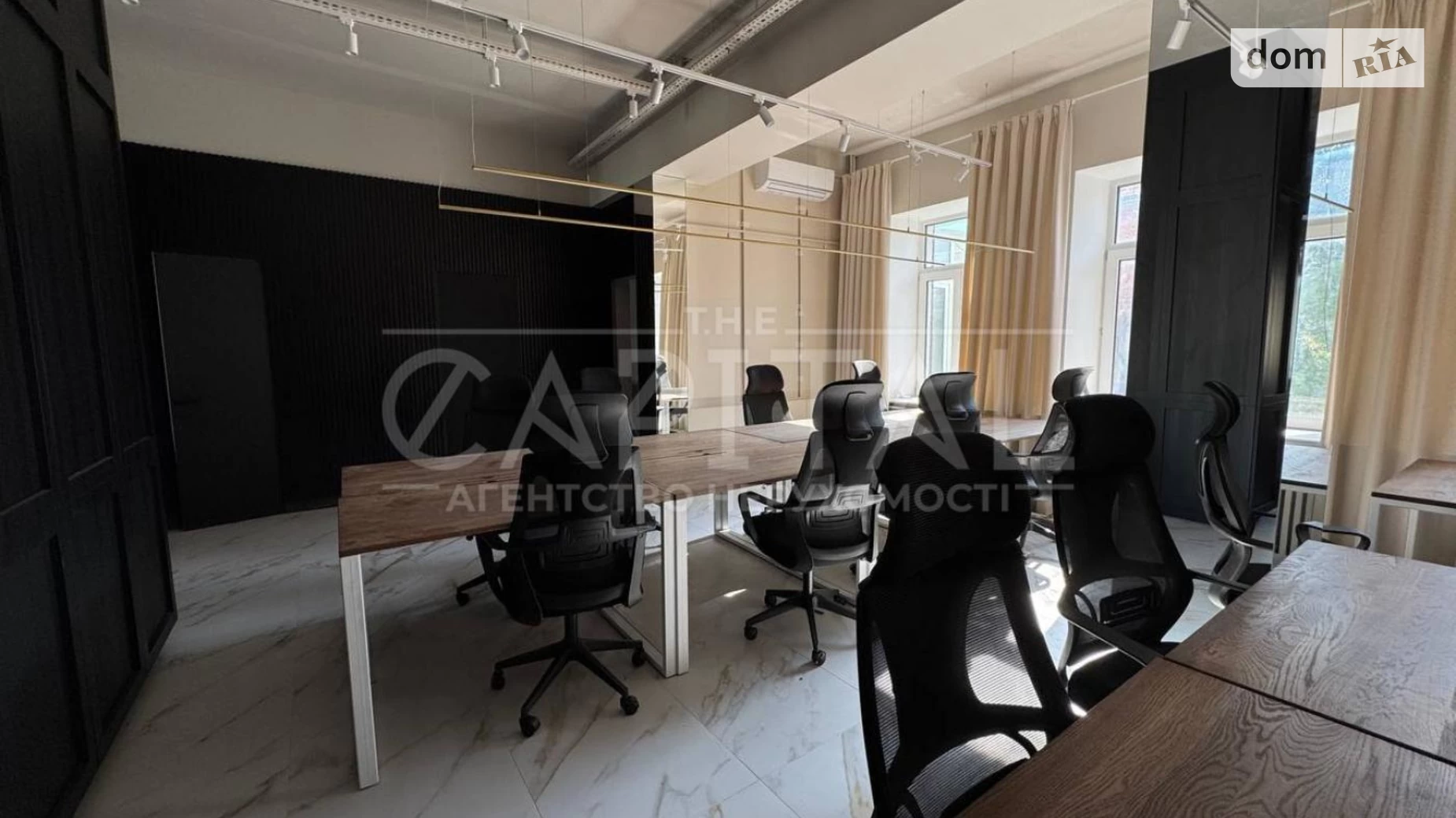 Сдается в аренду офис 230 кв. м в бизнес-центре, цена: 12000 $ - фото 2