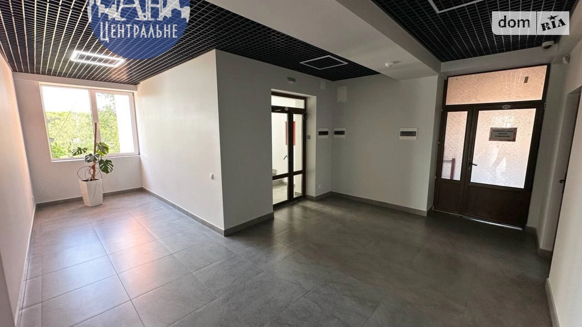 Здається в оренду офіс 13.1 кв. м в бізнес-центрі, цена: 3960 грн - фото 4