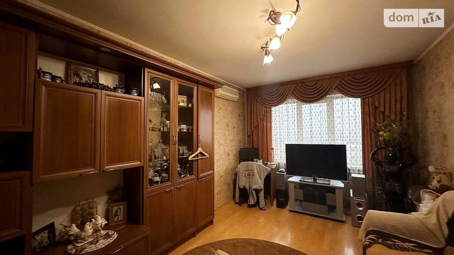 Продается 3-комнатная квартира 61.8 кв. м в Чернигове, ул. Шевчука, 8 - фото 2