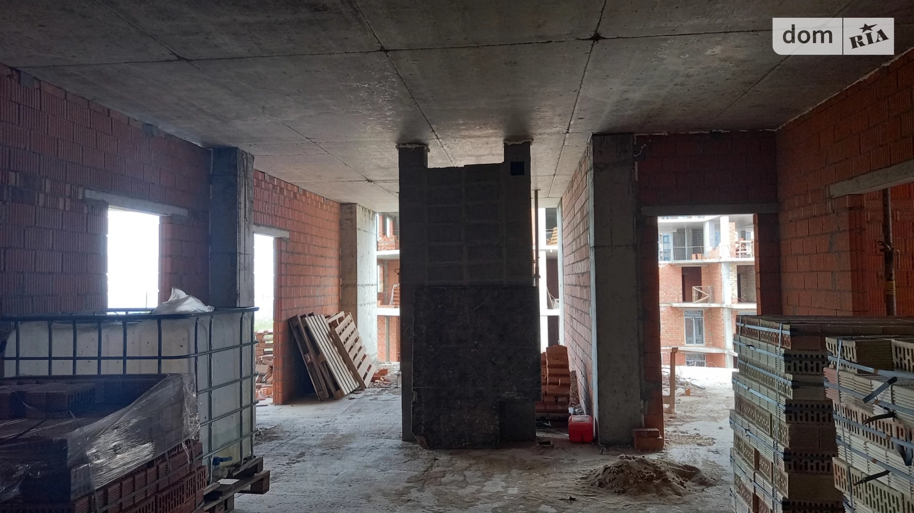 Продается 3-комнатная квартира 107 кв. м в Одессе, бул. Лидерсовский, 7 - фото 2