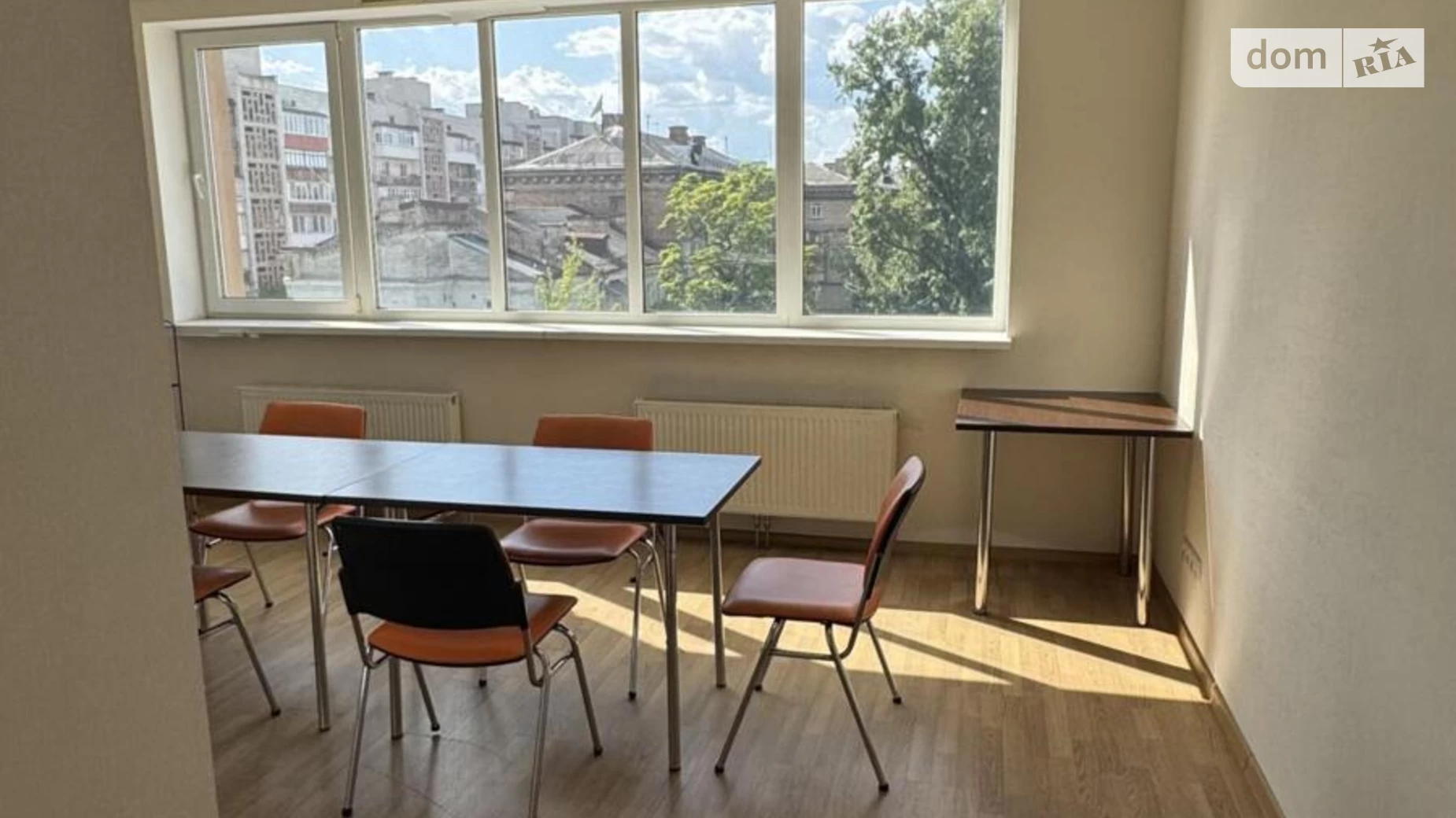 Сдается в аренду офис 202 кв. м в бизнес-центре, цена: 1600 $ - фото 4