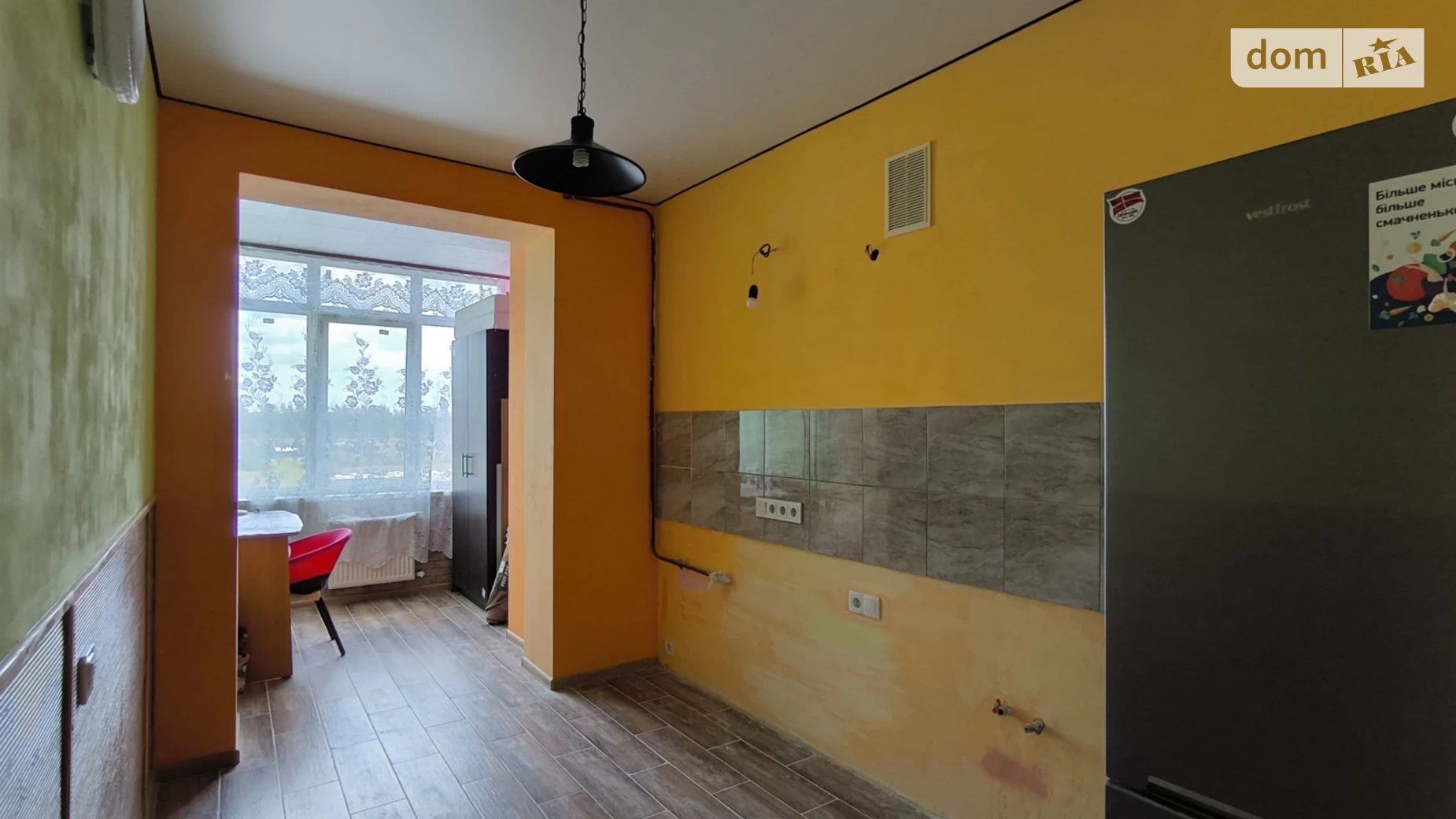 Продається 1-кімнатна квартира 37 кв. м у Дмитрівці, вул. Молодіжна, 12 - фото 2